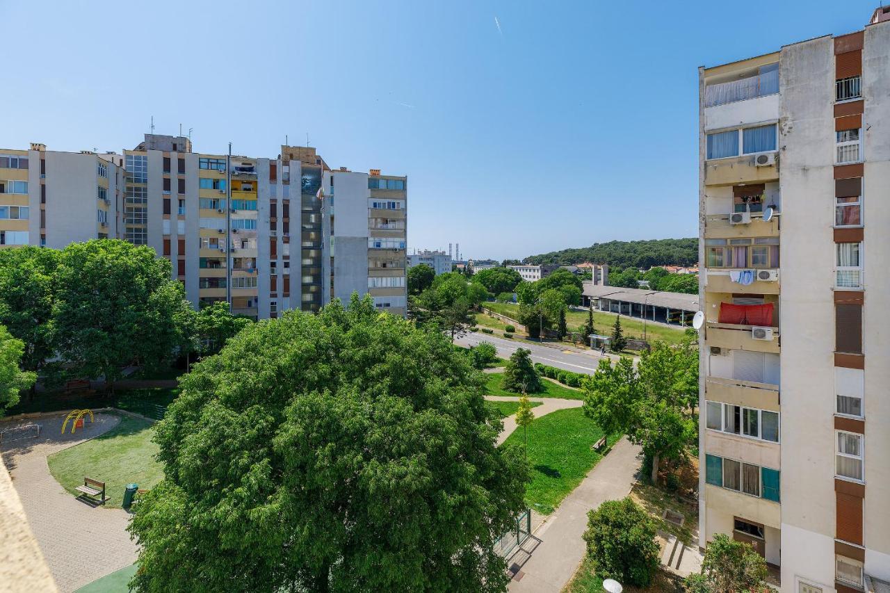 Seny Gold Daire Pula Dış mekan fotoğraf