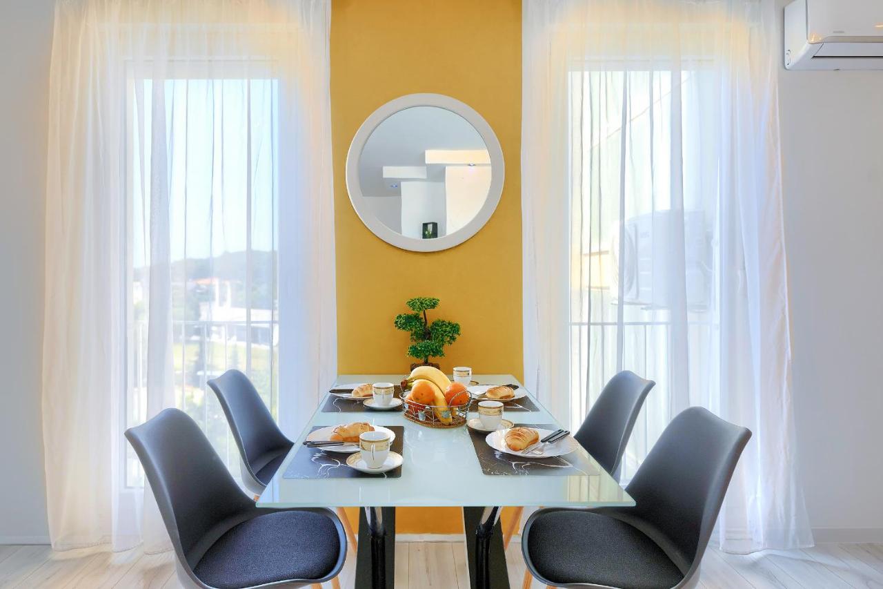 Seny Gold Daire Pula Dış mekan fotoğraf