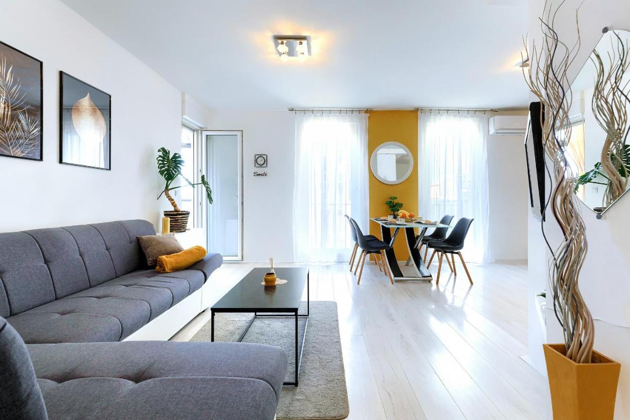 Seny Gold Daire Pula Dış mekan fotoğraf